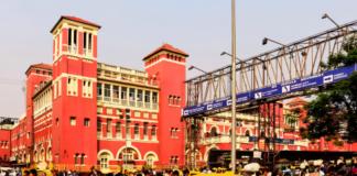 হাওড়া স্টেশনে গড়ে উঠতে পারে আন্তর্জাতিক মানের বাস ও ট্যাক্সি টার্মিনাল, রেলমন্ত্রীর কাছে রাজ্যের প্রস্তাব Images 10000 01
