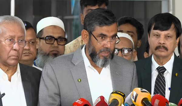 উপনির্বাচনেও সেনা মোতায়েন, আধুনিক প্রযুক্তি ব্যবহারের সিদ্ধান্ত ইসির Images 10000 01