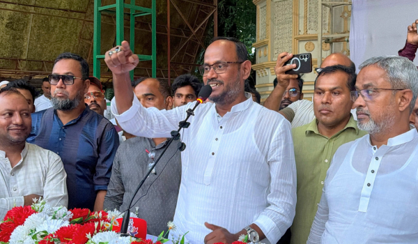 রাজপথে বিশৃঙ্খলা করলে দাঁতভাঙা জবাব দেওয়া হবে: প্রতিমন্ত্রী টুকু Images 10000 02