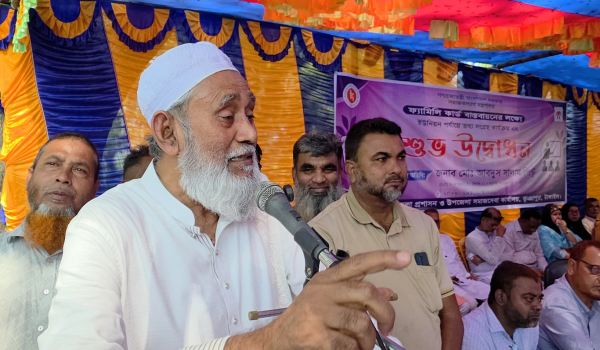 ফ্যাসিস্টদের সাথে জামায়াত ইসলাম ঐক্যবৃদ্ধ হয়ে এই সরকারের বিরুদ্ধে কাজ করছে: সালাম পিন্টু Images 10000 02