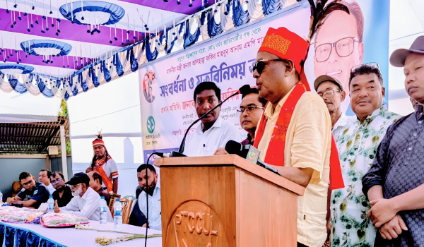 মধুপুরে আদিবাসীদের জীবনমান উন্নয়নে সমস্যা চিহ্নিতের আহ্বান, মন্ত্রীর Images 10000 02